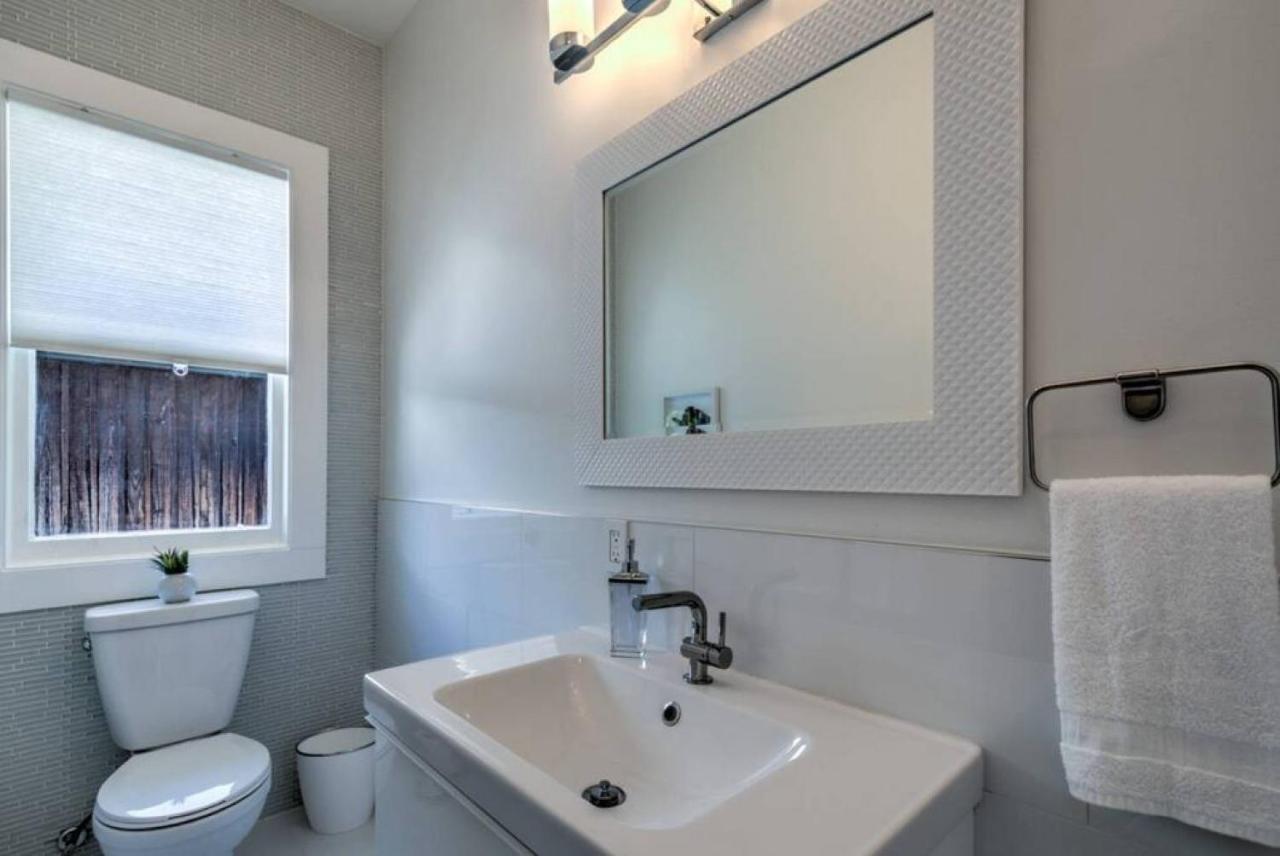 Miraculously Modern In A Vintage Shell Midtown Apartment Мемфис Екстериор снимка
